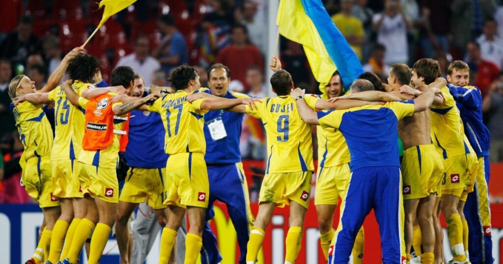 Збірна України з футболу Збірна України з футболу